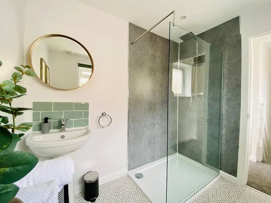 Usnooz - Cosy House, 2 Bed, Parking Βίλα Hipperholme Σπίτι διακοπών